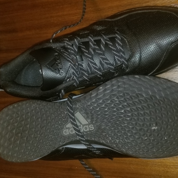 I'm selling Adidas men shoe size - Picture 3 of 6